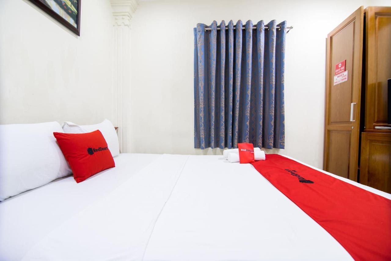 Reddoorz Plus @ Pham Ngu Lao 2 Ho Chi Minh City Exterior photo